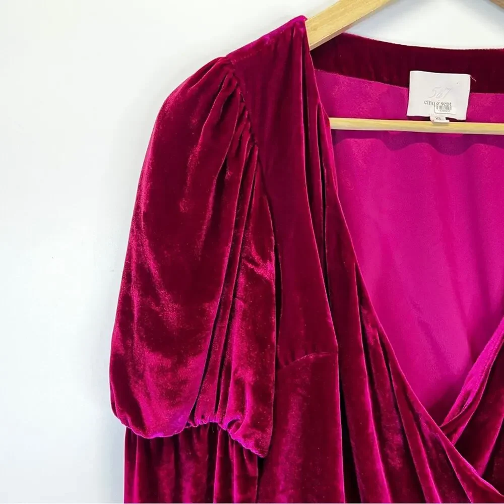 Cinq à Sept Theo Velvet Faux Wrap top pink - XS